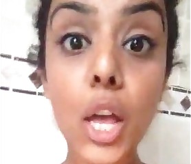 Sexy Indian girl sending me nude clips while in shower