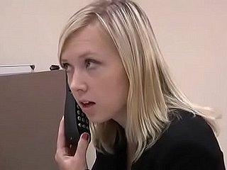 Pkf Sekretär wurde geschlagen, gefickt und von madwoman erdrosselt