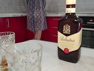 Sexe avec DRUNK femme d'un ami. J'espère qu'elle n'a pas tomber in a family way de moi