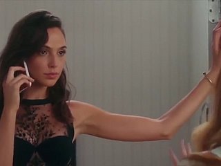Gal Gadot - एक सेक्सी श्रद्धांजलि एक देवी के
