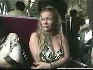 Ragazze amatoriali Mastrubating in via viaggio