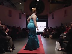 Squelch Slay rub elbows with Carry on di Parigi - i momenti più belli - Televise Movimento