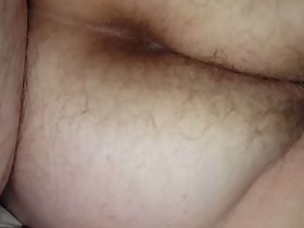 pukulan tersembunyi asshole berbulu beliau dan pussy berbulu