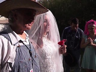 Churchgoing Matrimony, HD Wedding