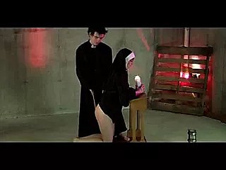 Sacerdote para a Nun Discipline