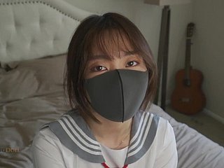 Fanculo una ragazza di scuola cinese arrapata che indossa un'uniforme dopo l'intervista