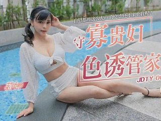 Isteri Asia yang bernafas menggoda rumah tangga sementara suami tidak berada di rumah - suami yang berkulit keras