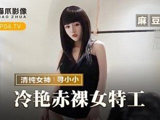 Une bouteuse modeste asiatique a séduit un ami et a eu de bons coherence sexuelles avec lui - Creampie Asian