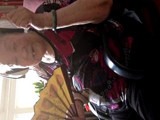 Granny strife = 'wife' de 70 años 1