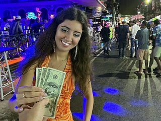 Tôi muốn đụ một trance, nhưng cô ấy hóa ra là một cô gái điếm bình thường và tôi đã đụ cô ấy trong A