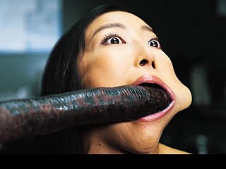무자비한 외계인은 무고한 암캐 - 편집