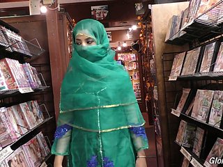 Hot Pakistani generalized Nadia Ali sucks heavy dick approximately the glory space district