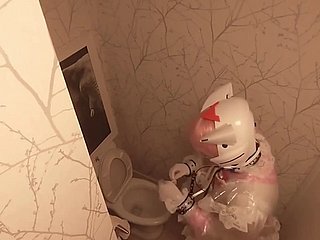 Czyszczenie kasku pokojówki Eva z przezroczystego PVC Chibi Satellite