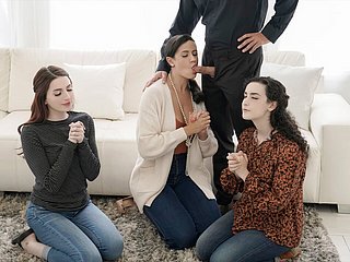 FreeUse Milf - 魅力的な熟女は夫を満足させるために完璧なボディをフルに利用できます