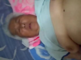 ผมสีขาวจีนยายเพลิดเพลินกับเพศ