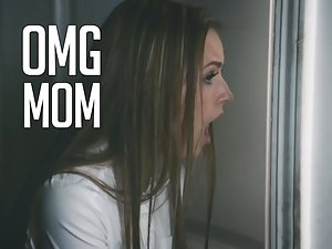 kızı anne ve onun Öğretmen saatler