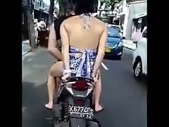 Nerede mij eli .... mp4 koymak
