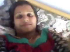 Indian Spread out toont haar kutje 4 haar BF