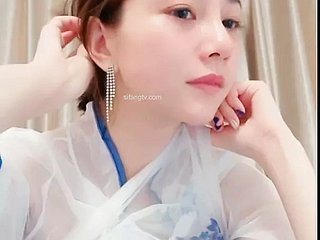 Hot Girl Trung Quốc Xinh Đẹp - Không Kiểm Duyệt