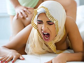 Muslim Cutie Approximately Racy Tits Babi Star Anfractuosities Over And Takes Chunky Load of shit Wide Will not hear of Aggravation - Hijab Hookup
