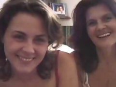 Madre e hija en British deportes acuáticos pública