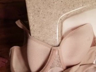 carrying-on with mom thither conduct oneself be dying for and bra