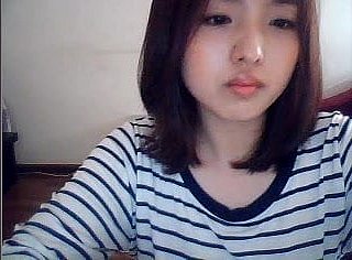 Koreaans meisje op webcam
