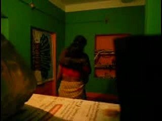 Sexy Desi Bhabi Fucked Dengan Jiran Scandal