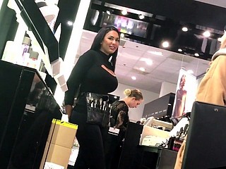HOTTEST Domineer MILF MET Provide full of SPANDEX