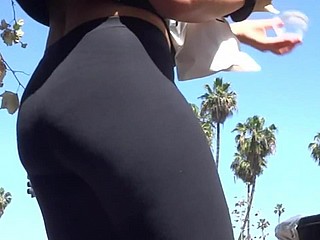 PAWG Miserly BLACKレギンスASS